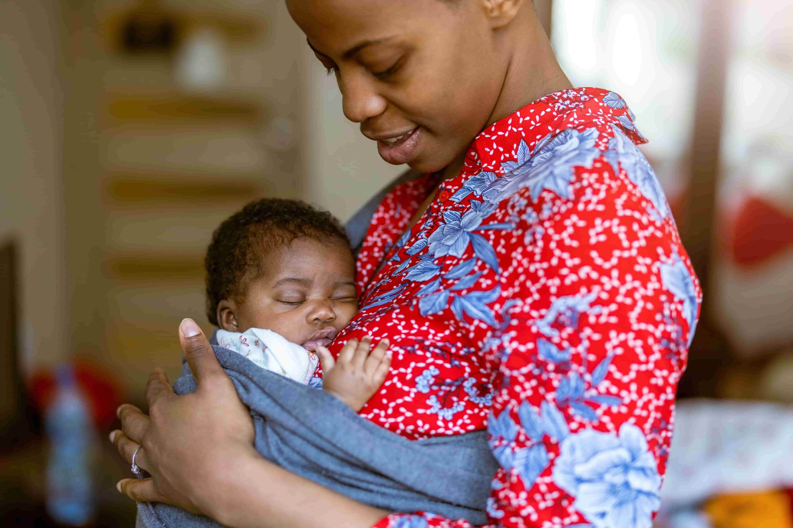 Les meilleures stratégies pour apaiser un bébé qui pleure